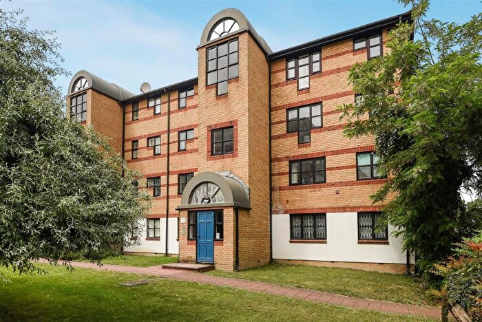 1 Bedroom Apartment To Rent In Plough Way, Surrey Quays, SE16