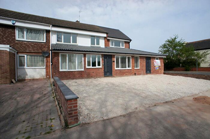 3 Bedroom House To Rent In Stroma Close, Sinfin, Derby, DE24