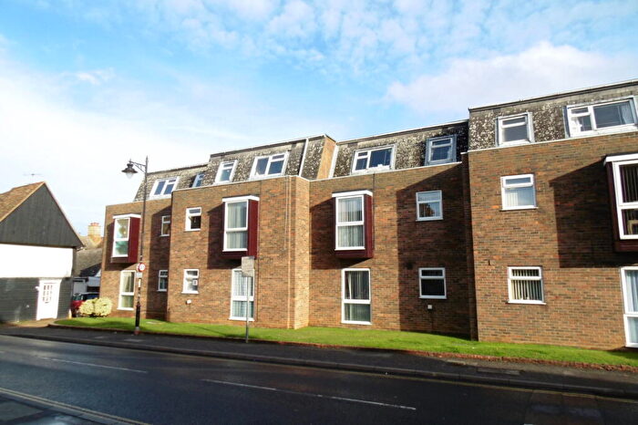 2 Bedroom Apartment For Sale In Royston Court, Potton, Bedfordshire, SG19
