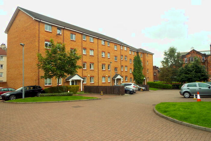 2 Bedroom Flat To Rent In Golfhill Drive, Dennistoun, G31