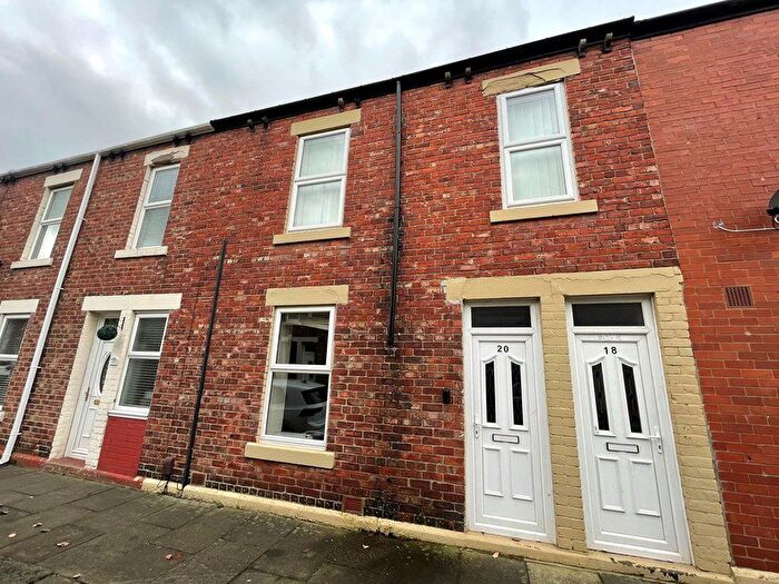 1 Bedroom Flat To Rent In Percy Street, Jarrow, NE32