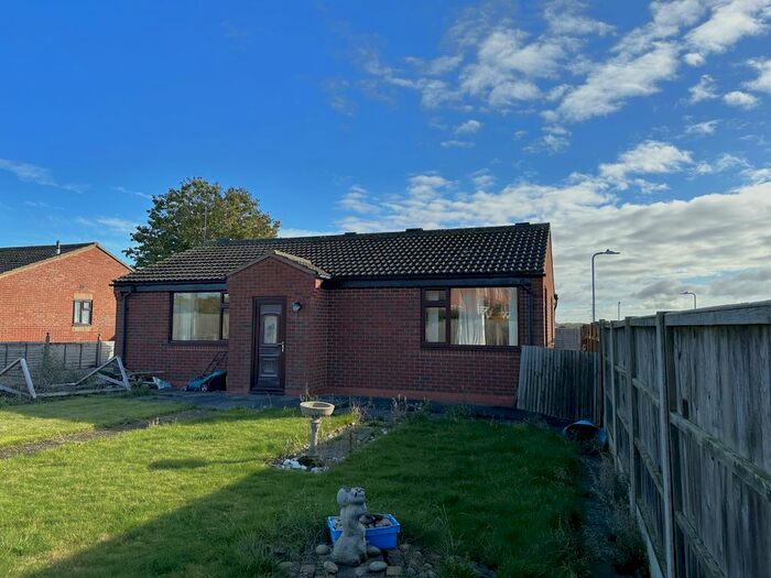 2 Bedroom Detached Bungalow For Sale In Walkers Way, Barrowby, Grantham, NG32