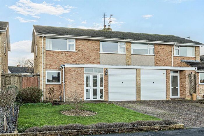 4 Bedroom Semi Detached House For Sale In Hurn Lane, Keynsham, Bristol, BS31