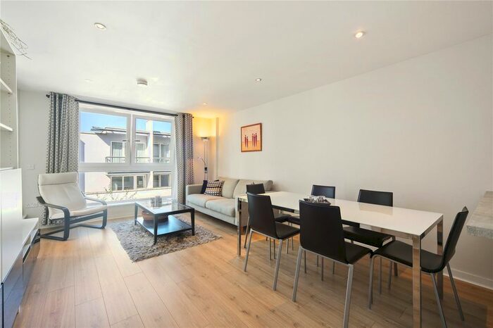 2 Bedroom Flat To Rent In Osiers Road, Putney, London, SW18