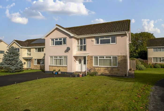 4 Bedroom Detached House For Sale In Karen Close, Backwell, Bristol, BS48