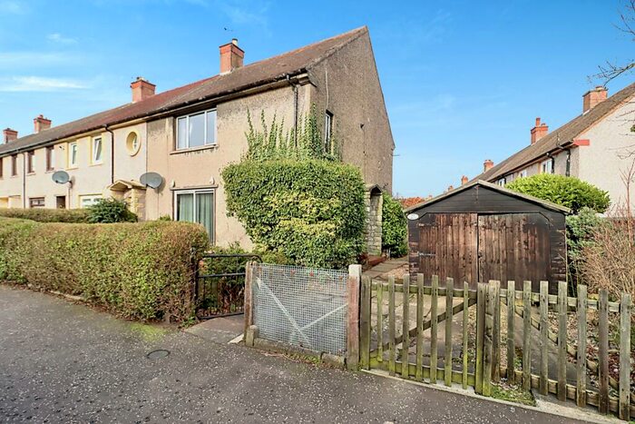 3 Bedroom End Of Terrace House For Sale In Johnston Crescent, Dunfermline, KY11