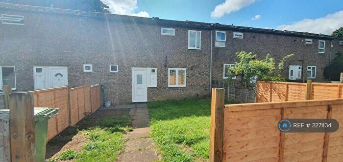 3 Bedroom Terraced House To Rent In Robin Lane, Wellingborough, NN8