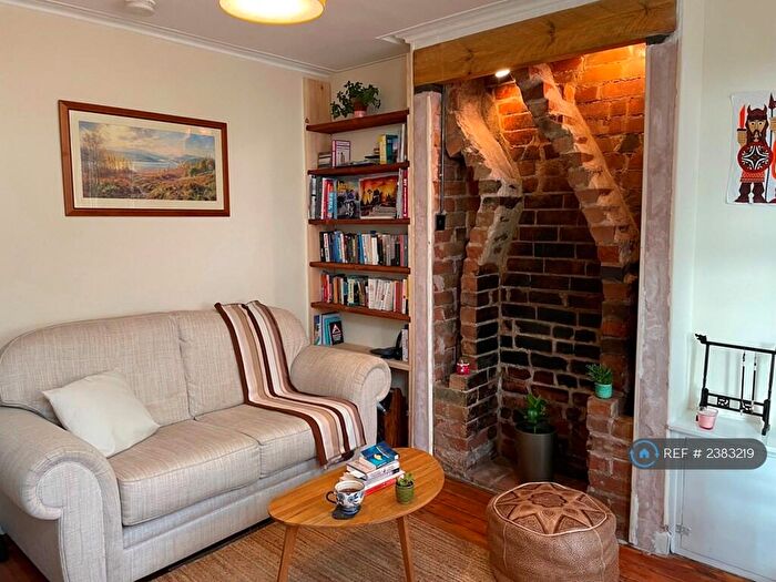 2 Bedroom Terraced House To Rent In Cecil Street, Nottingham, NG7