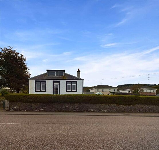 4 Bedroom Bungalow For Sale In Conchra, Campbeltown Road, Tarbert, PA29
