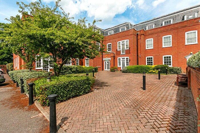 2 Bedroom Apartment To Rent In The Tracery, Banstead, Surrey, SM7
