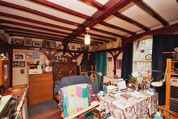 3 Bedroom Terraced House For Sale In Princes Place, Bristol, Somerset, BS7