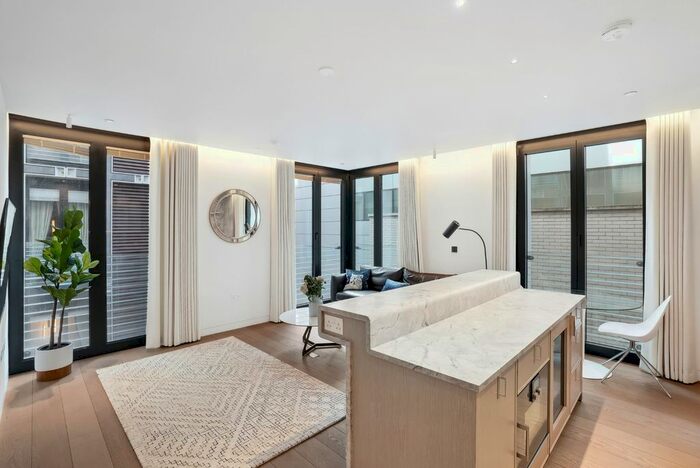 1 Bedroom Flat To Rent In Hanover Square, London, W1S