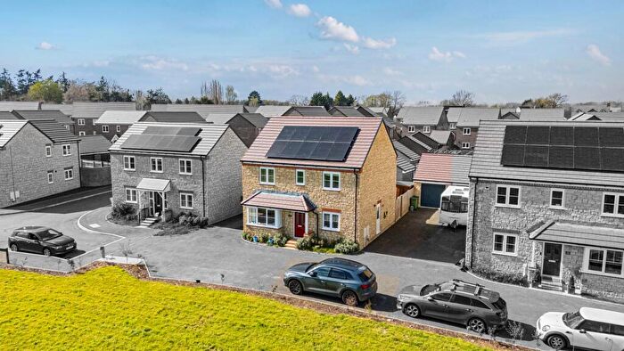 4 Bedroom Detached House For Sale In Martin Lamb Way, Cam, Dursley, GL11