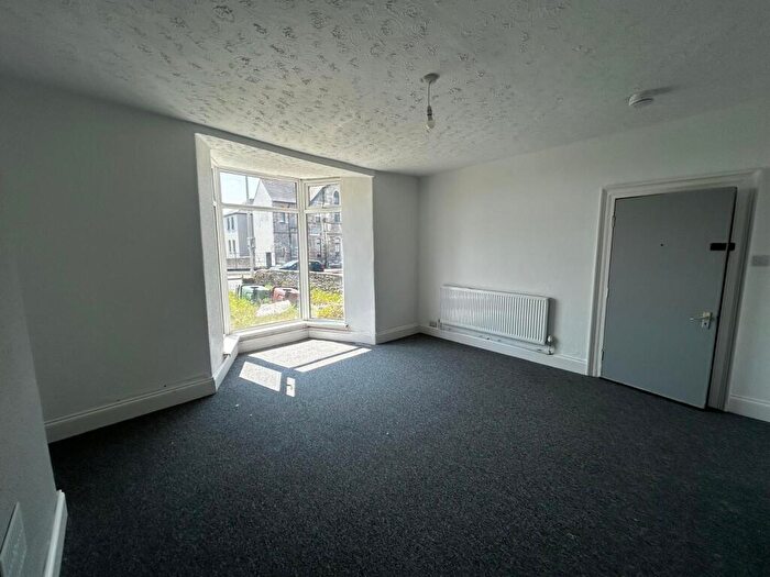 1 Bedroom Flat To Rent In Ground Floor Flat, Embankment Road, Plymouth, City Of Plymouth, PL4