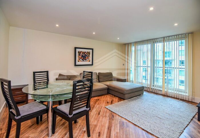 2 Bedroom Flat To Rent In Hamiliton House, St George Wharf, Lambeth, SW8