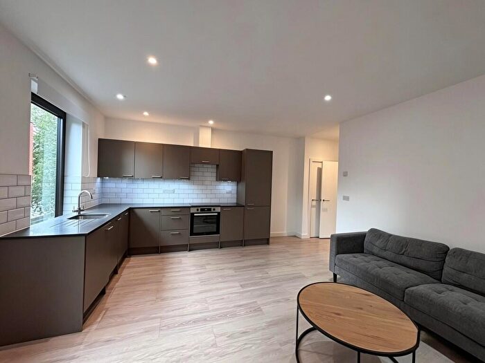 2 Bedroom Apartment To Rent In Southernhay Gardens, Exeter, EX1