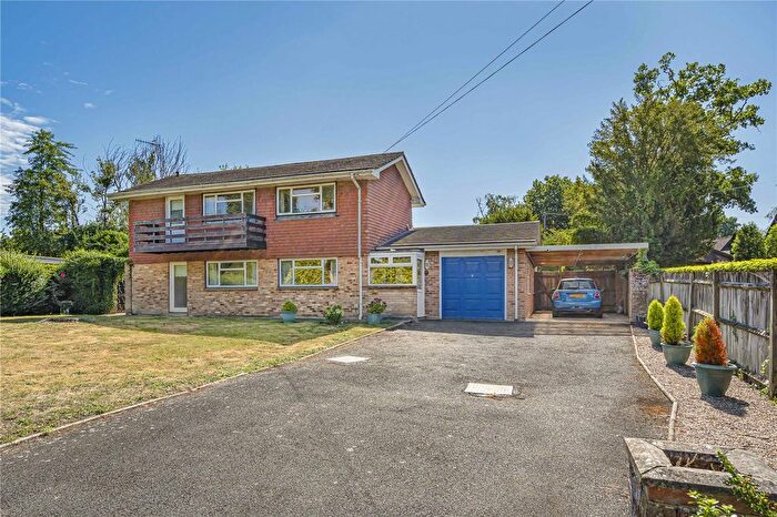 3 Bedroom Detached House For Sale In Ridge Green Close, South Nutfield, Redhill, Surrey, RH1