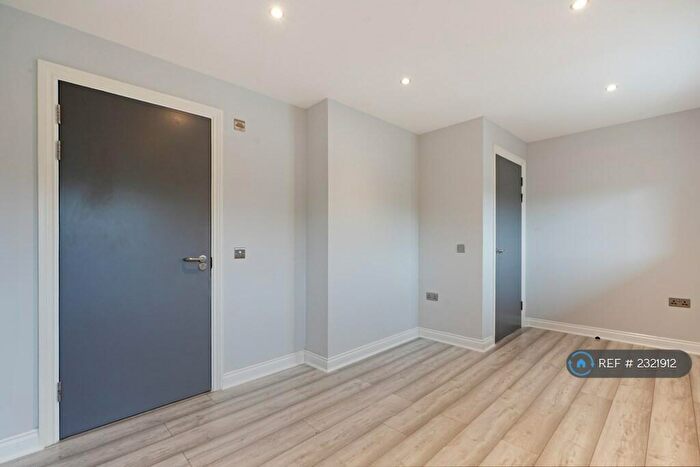 1 Bedroom Flat To Rent In Bamford Point, Sheffield, S6