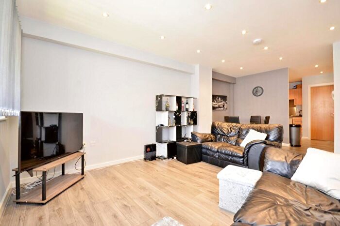 2 Bedroom Apartment To Rent In The Cube, Wilbraham Road, M14