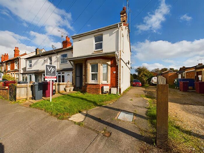 2 Bedroom Maisonette To Rent In Westwood Road, Tilehurst, Reading, RG31