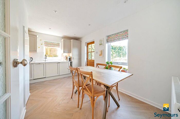 3 Bedroom End Of Terrace House For Sale In Garden Close, Shamley Green, Guildford, Surrey, GU5