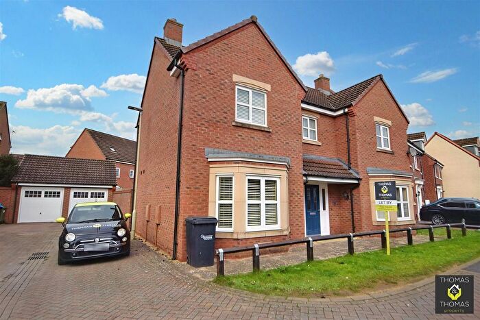 4 Bedroom Detached House To Rent In Uxbridge Lane Kingsway, Quedgeley, Gloucester, GL2