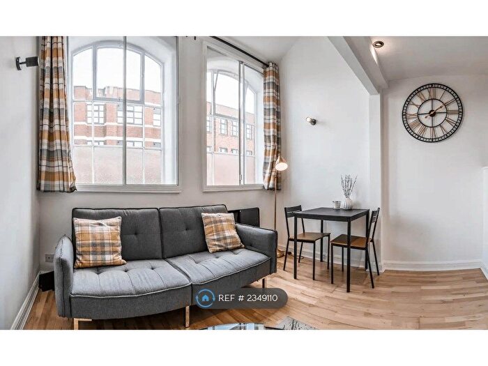 Studio To Rent In Bradford Street, Birmingham, B5