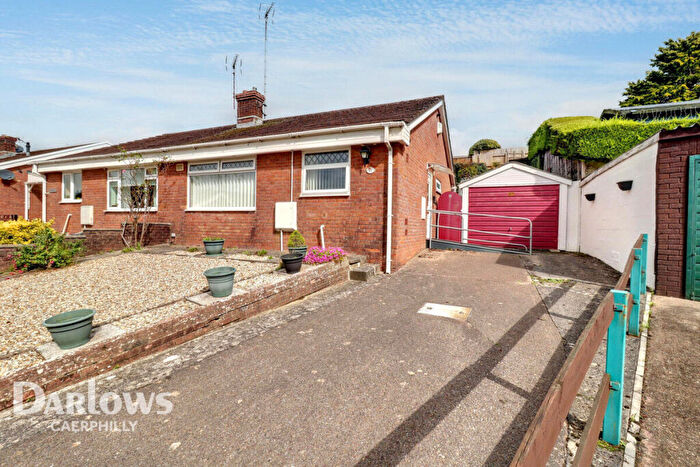 2 Bedroom Semi-Detached Bungalow For Sale In Maes Y Siglen, Caerphilly, CF83