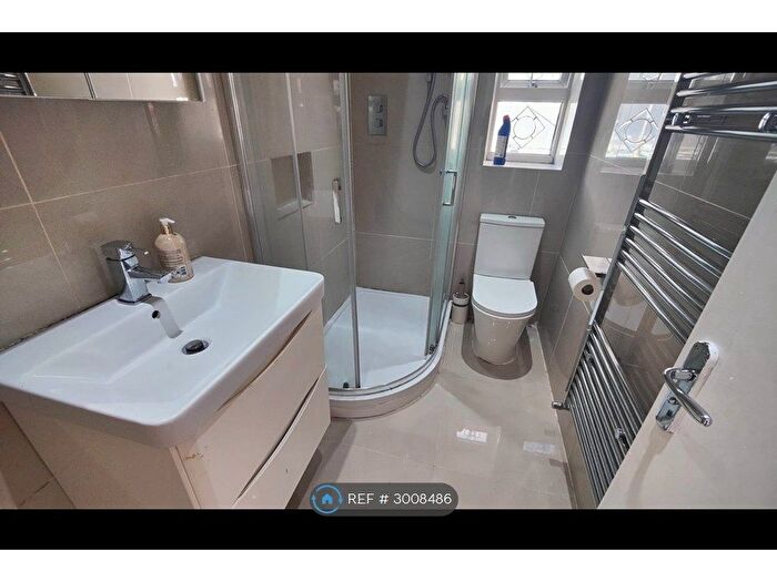 5 Bedroom Detached House To Rent In Mossfield Road, Birmingham, B14
