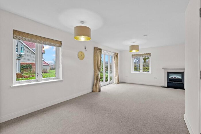 2 Bedroom Retirement Property For Sale In Cooper Manor, Healey Road, Austin Heath, Warwick, Warwickshire, CV34