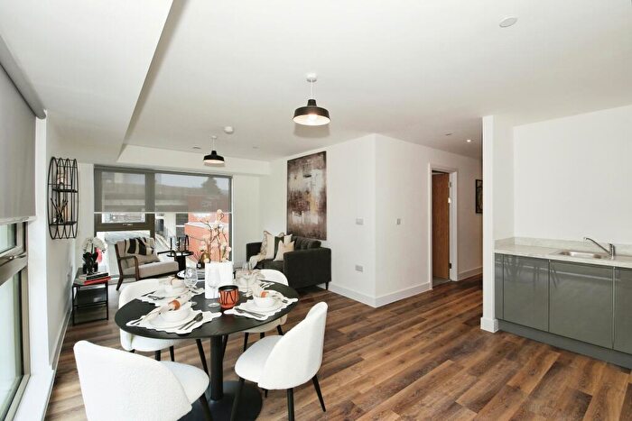 3 Bedroom Apartment To Rent In Northminster, Peterborough, PE1
