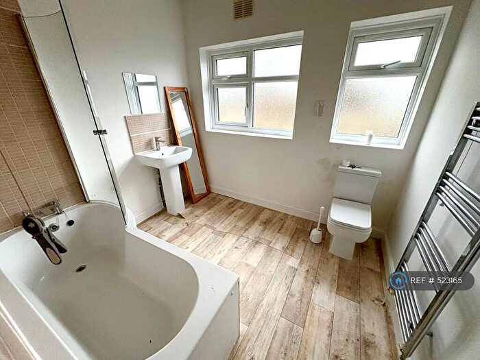 3 Bedroom Terraced House To Rent In Castle Drive, Ilford, IG4