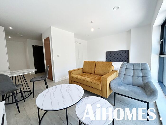 1 Bedroom Flat To Rent In Northill Apartments, Furness Quay, Salford, M50