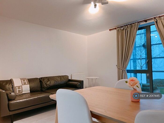 2 Bedroom Flat To Rent In Conrad Court, London, NW9