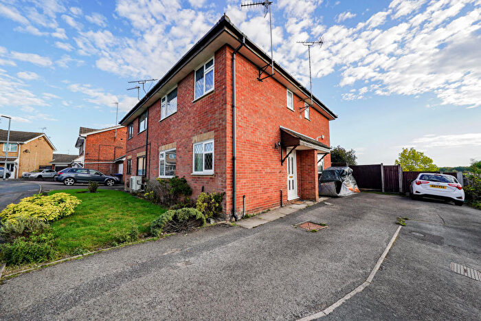 Town House To Rent In Willow Drive, Groby, Leicester, Leicestershire, LE6