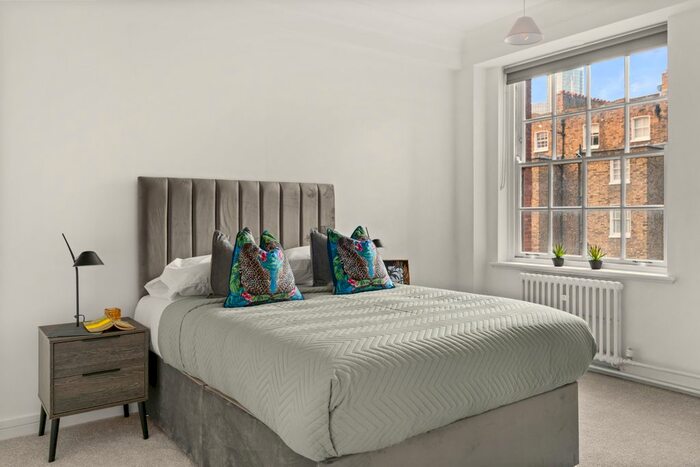 1 Bedroom Flat To Rent In Dolphin Square, Chichester Street, London Lx, London, SW1V