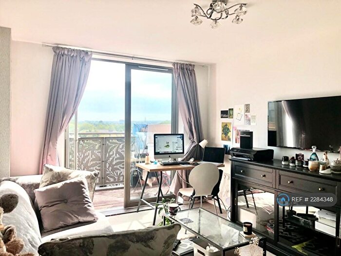 2 Bedroom Flat To Rent In Robertson Road, London, E16