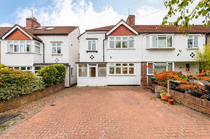 3 Bedroom Semi-Detached House To Rent In Bramshaw Rise, New Malden, KT3