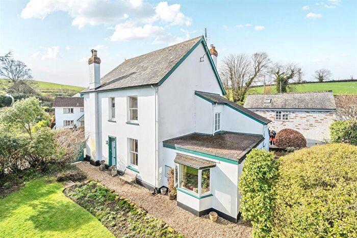 4 Bedroom Detached House For Sale In Lower Budeligh, East Budleigh, Budleigh Salterton, EX9