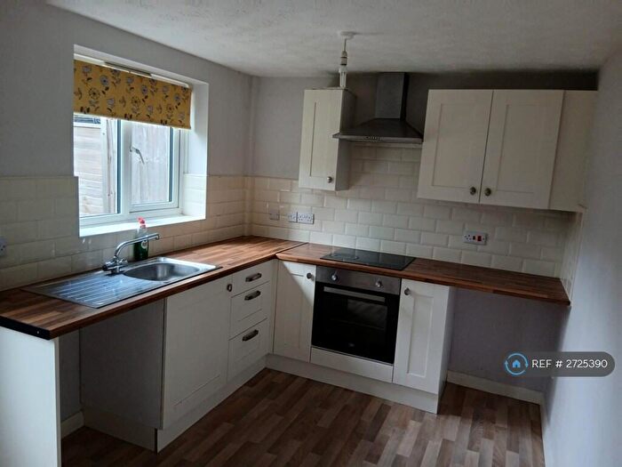 2 Bedroom Semi-Detached House To Rent In Curlew Way, Sleaford, NG34