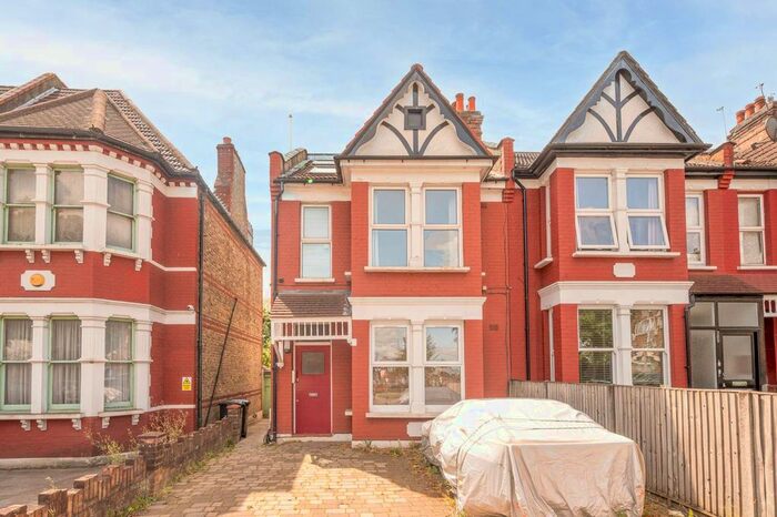 1 Bedroom Flat To Rent In Bowes Road, New Southgate, London, N11