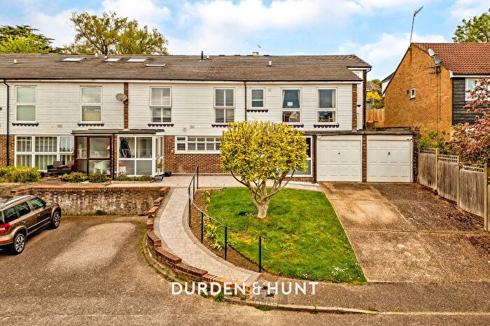 4 Bedroom Terraced House For Sale In The Seymours, Loughton, IG10