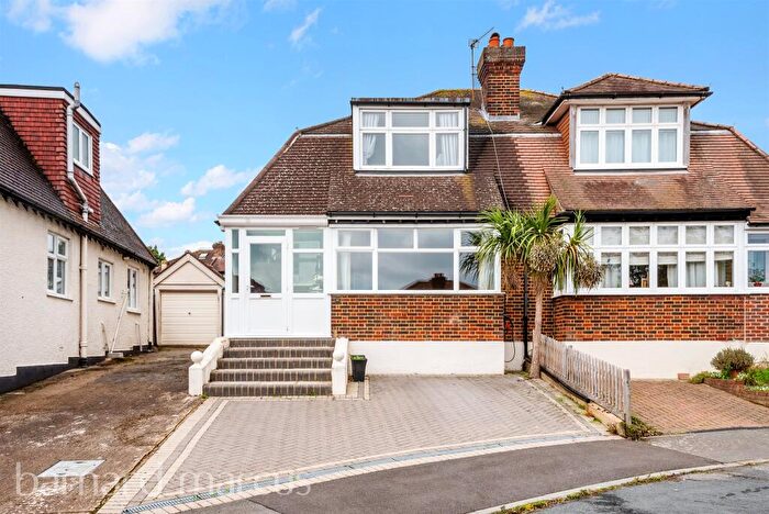 3 Bedroom Semi-Detached House For Sale In Goidel Close, Wallington, SM6