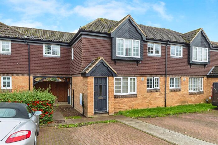 1 Bedroom Maisonette For Sale In Rosemont Close, Letchworth Garden City, SG6