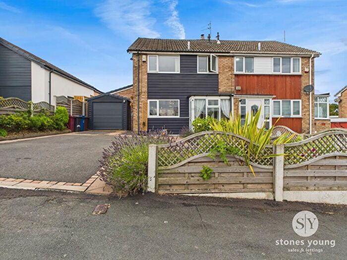 3 Bedroom Semi-Detached House For Sale In The Evergreens, Blackburn, BB2