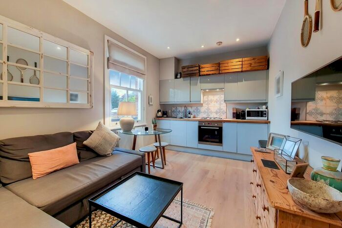 1 Bedroom Flat To Rent In Criffel Avenue, London, SW2