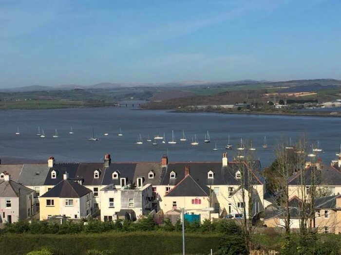 2 Bedroom Flat To Rent In Belle Vue Road, Saltash, PL12