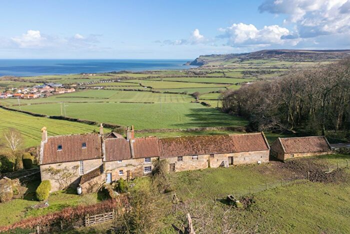 4 Bedroom Detached House For Sale In Fylingdales, Whitby, YO22