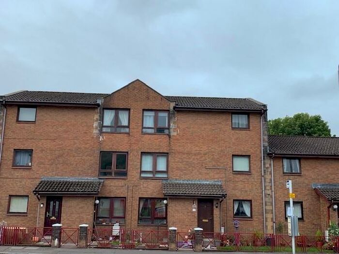 2 Bedroom Flat To Rent In Kilpatrick Court, Old Kilpatrick, Glasgow, G60