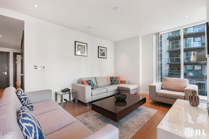 2 Bedroom Apartment For Sale In Sopwith Way London, SW11